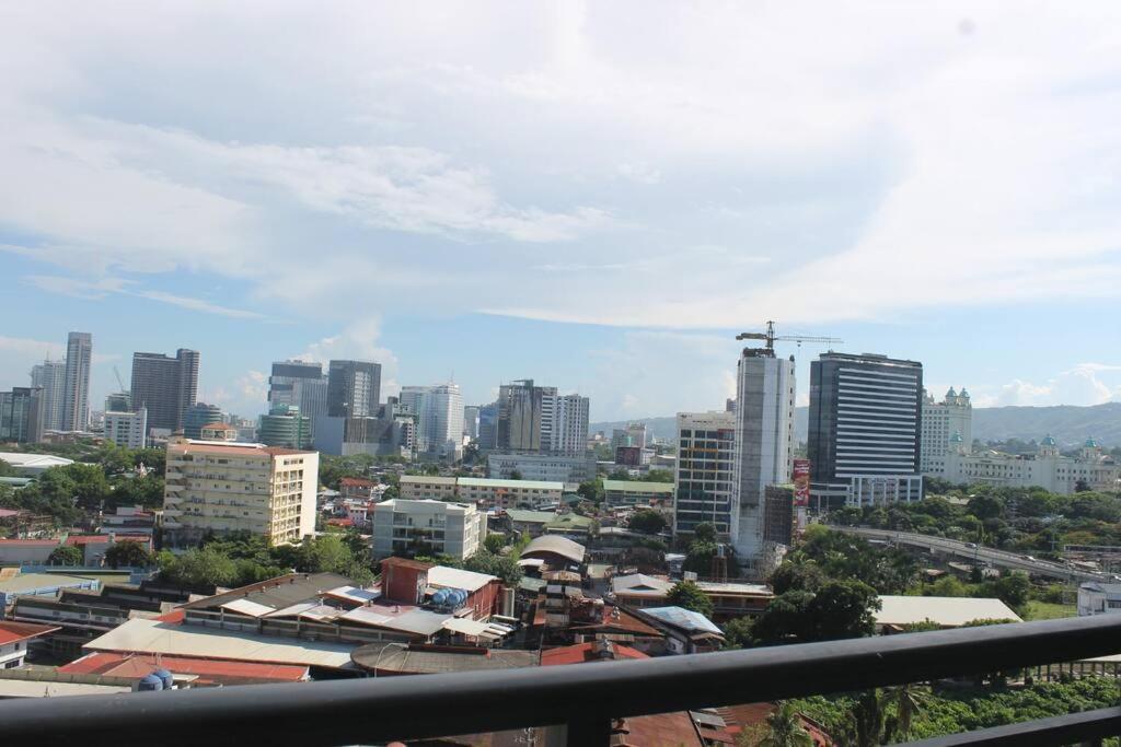 Condo Near Ayala Cebu City W Wifi Balcony Exteriér fotografie